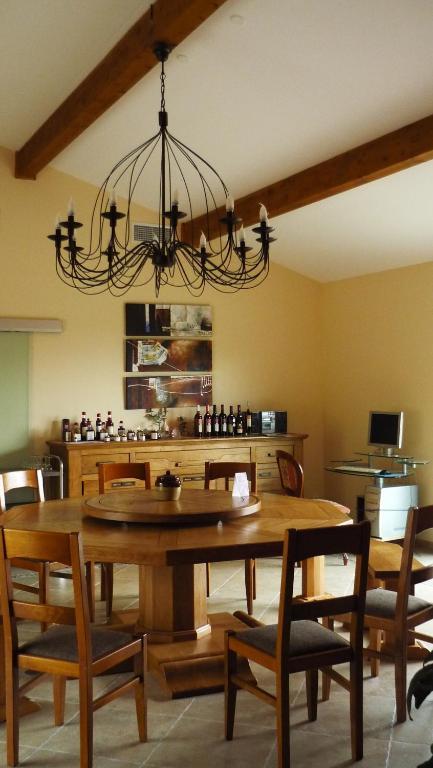 Relais De L'Alsou- Piscine Bed and Breakfast Labastide-en-Val Exteriör bild